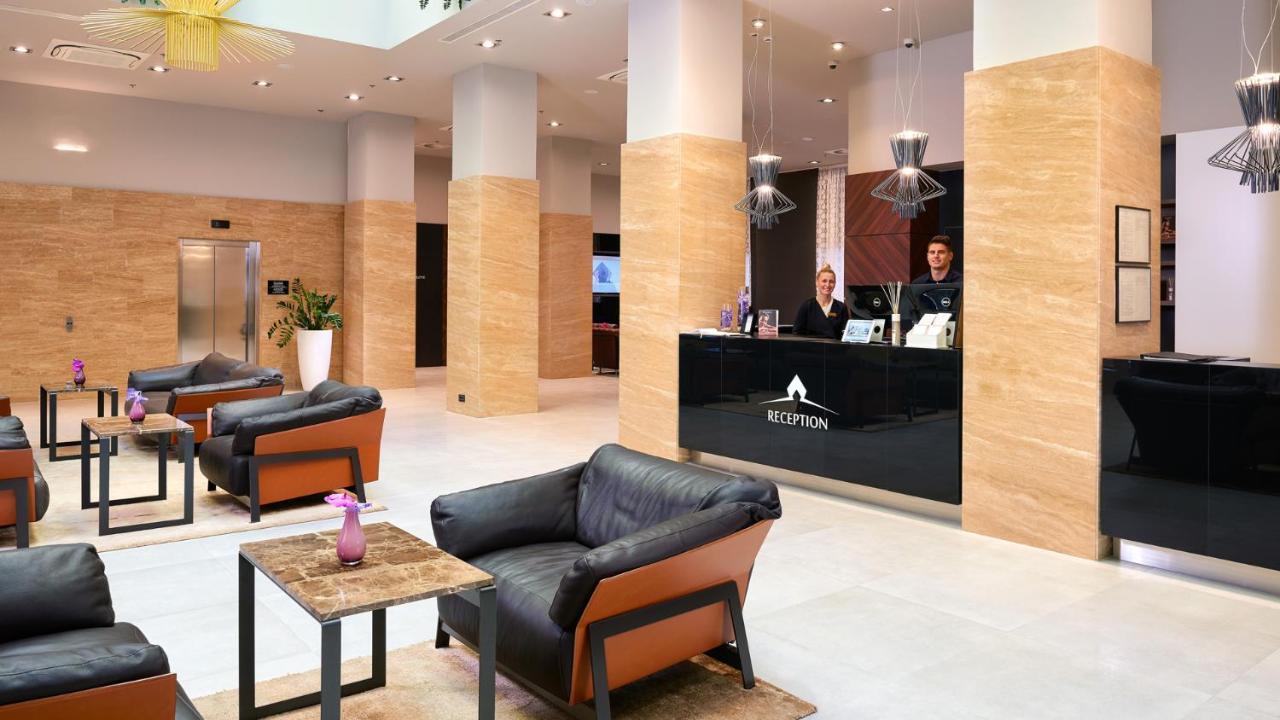 ספליט Cornaro Hotel מראה חיצוני תמונה Reception