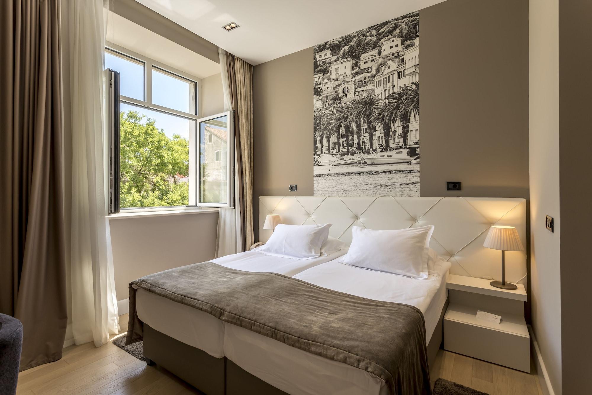 ספליט Cornaro Hotel מראה חיצוני תמונה Deluxe room