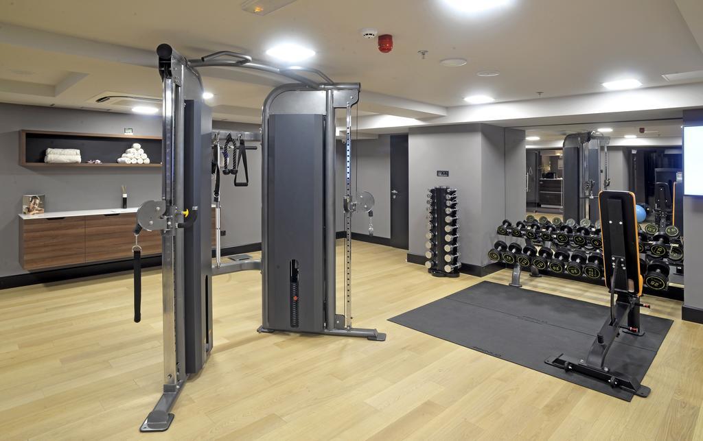 ספליט Cornaro Hotel מראה חיצוני תמונה A cable machine